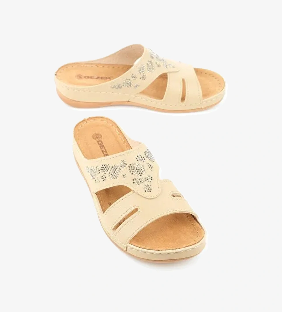 Yazlık Kadın Suni Deri Koleksiyon Terlik