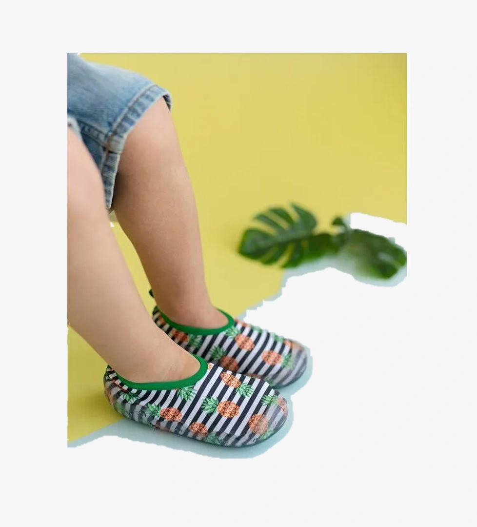 First Step Çizgili Ananas Kız Çocuk Kaydırmaz Tabanlı Deniz Ayakkabısı model görseli