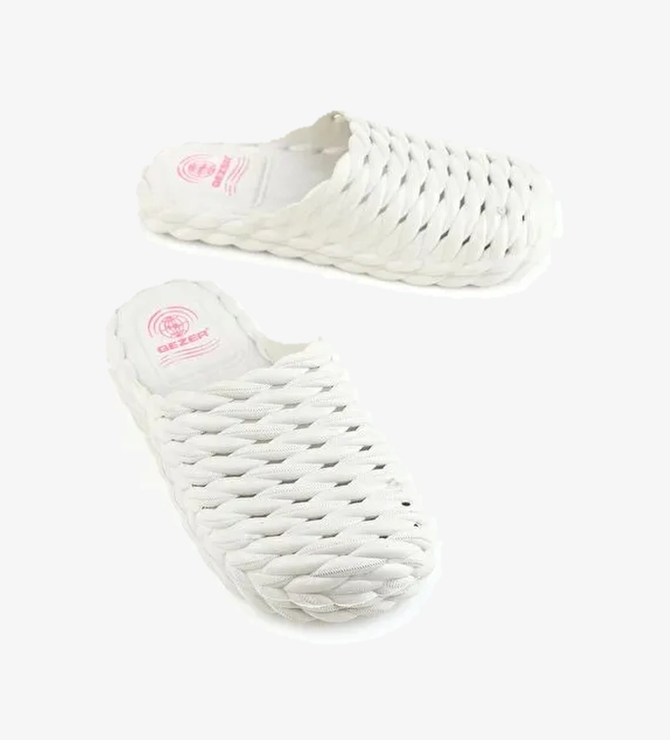 Yazlık Kaydırmaz Taban Islak Zemin Kadın Terlik - Görsel 1