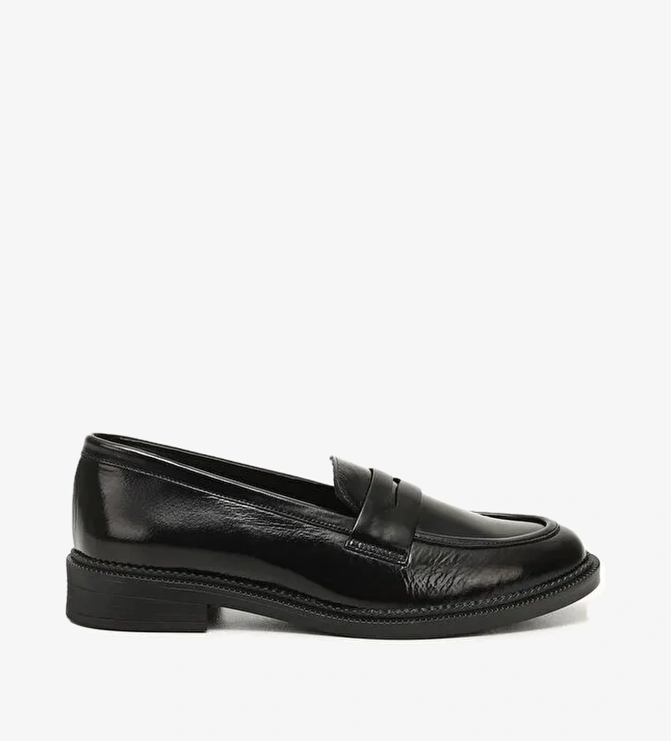 Hakiki Deri Yuvarlak Burun Loafer Kadın Günlük Ayakkabı 24271