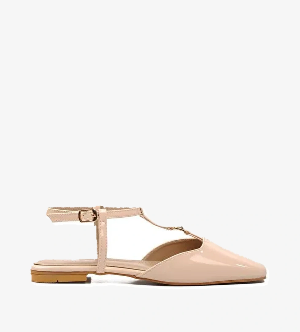 Bej Burnu Kapalı Kadın Sandalet 670476