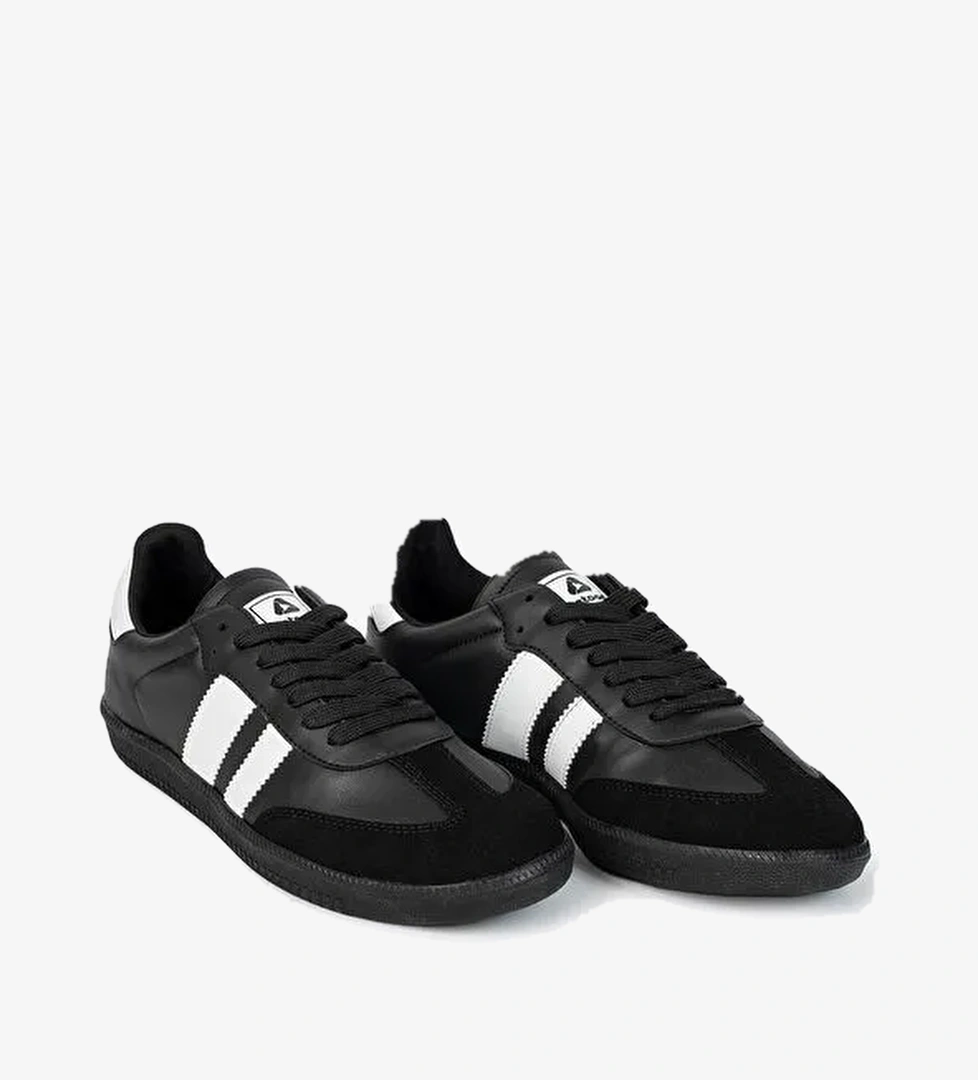 Yuvarlak Burunlu Bağcıklı Şeritli Erkek Spor Ayakkabı