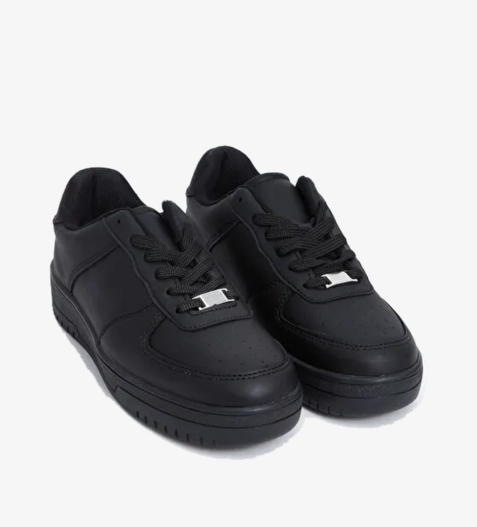 Bağcıklı Kadın Spor Ayakkabı - Görsel 1