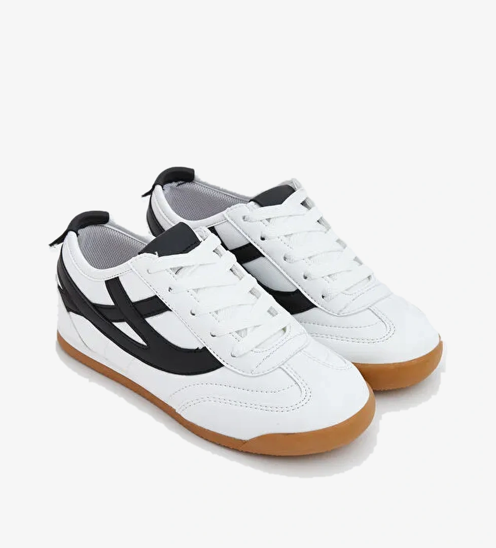 Bağcıklı Erkek Çocuk Spor Ayakkabı - Görsel 1