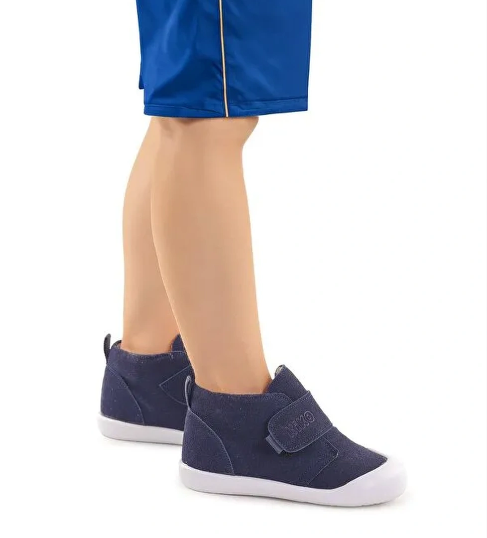 Winnie İlk Adım Cırtlı Erkek Bebek Günlük Bot Ayakkabı - Görsel 1