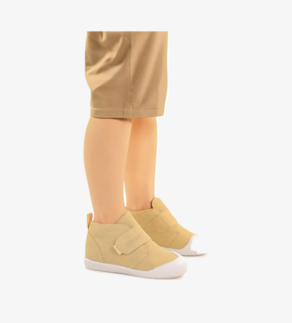 Kiko Kids Kiko Kids Bej Winnie İlk Adım Cırtlı Erkek Bebek Günlük Bot Ayakkabı LC Waikiki'de! Bej - 1. görsel