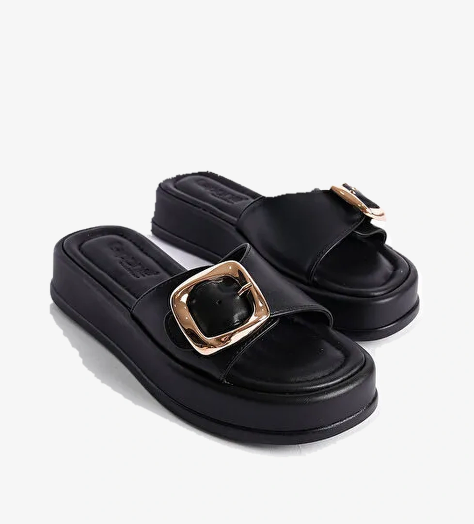 Dolgu Topuklu Tek Bantlı Tokalı Kadın Terlik - Görsel 1