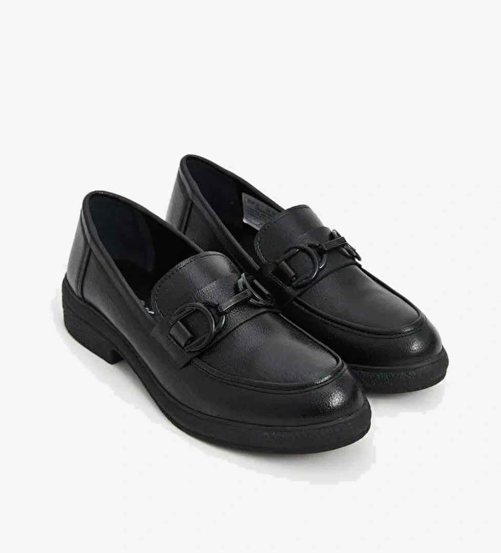 Deri Görünümlü Kadın Loafer Ayakkabı