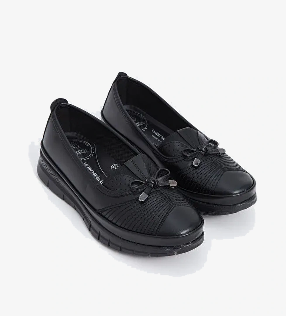 Fiyonk Detaylı Kadın Klasik Ayakkabı - Görsel 1