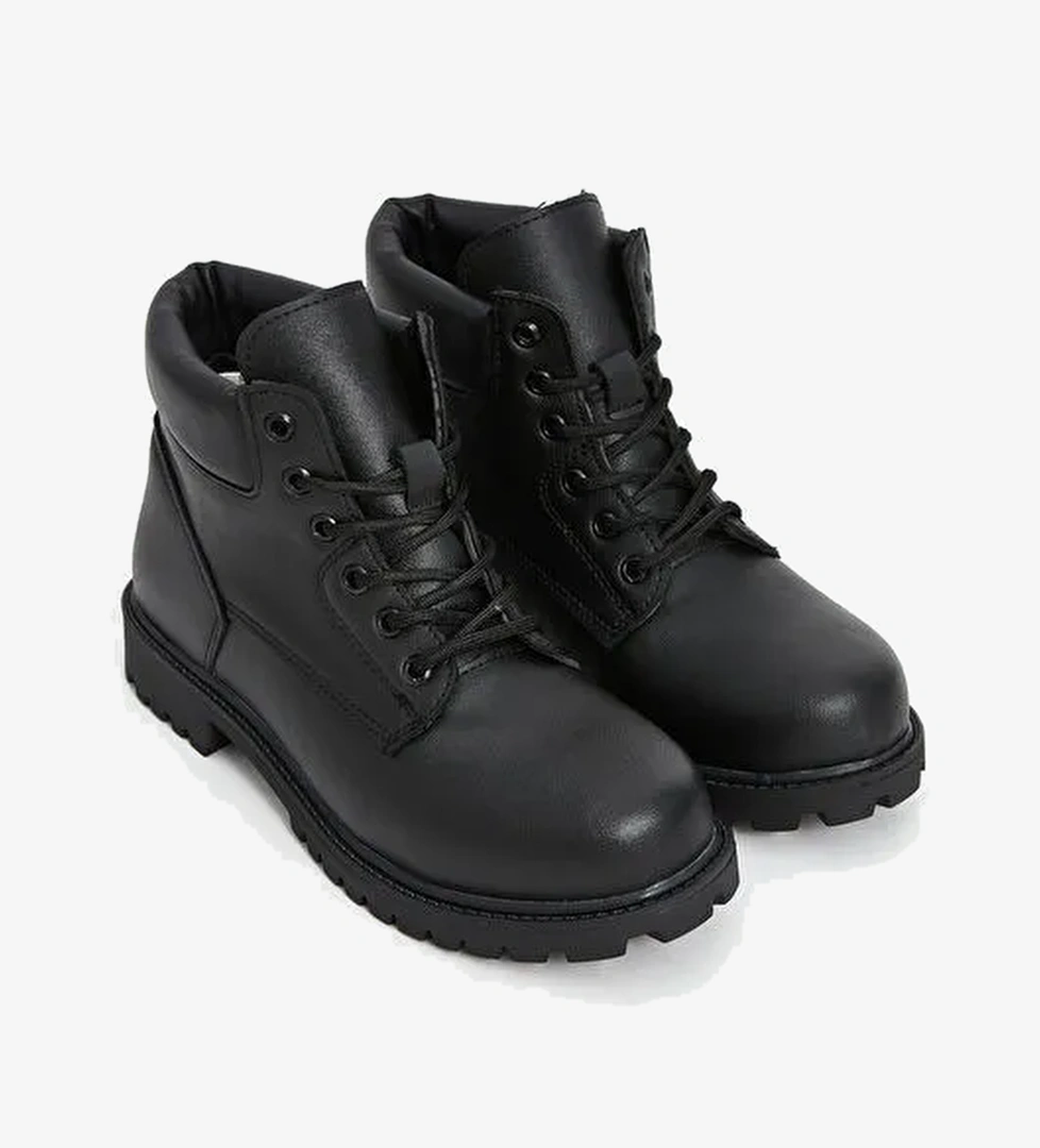 Lcw Steps Bağcıklı Deri Görünümlü Erkek Bot model görseli