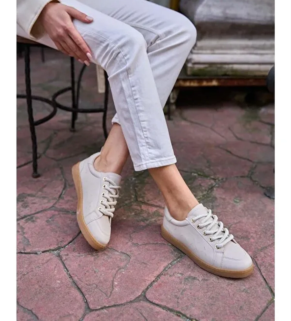 Kalın Bağcıklı Deri Görünümlü Spor Ayakkabı Sneaker Bej - Görsel 1