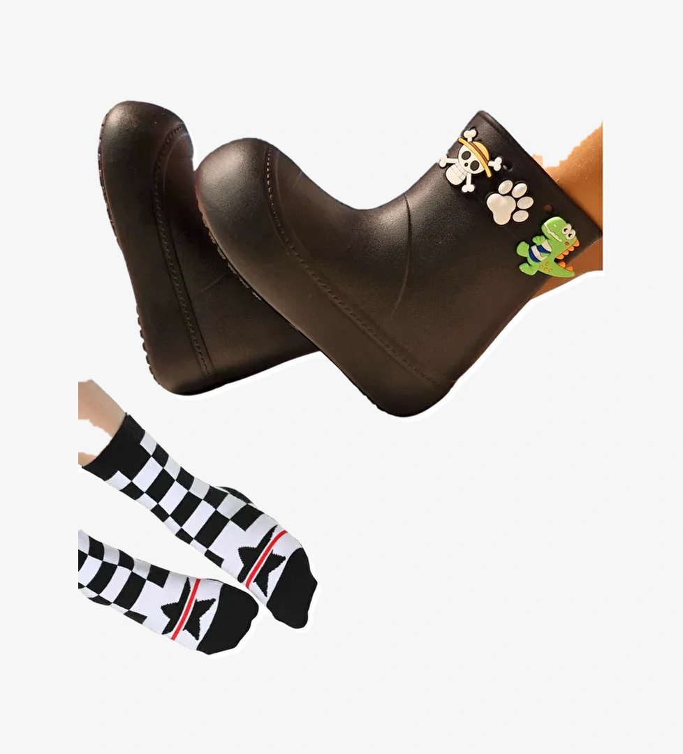 Siyah Yağmur Botu + Süper Star Çoraplı Set - Görsel 1