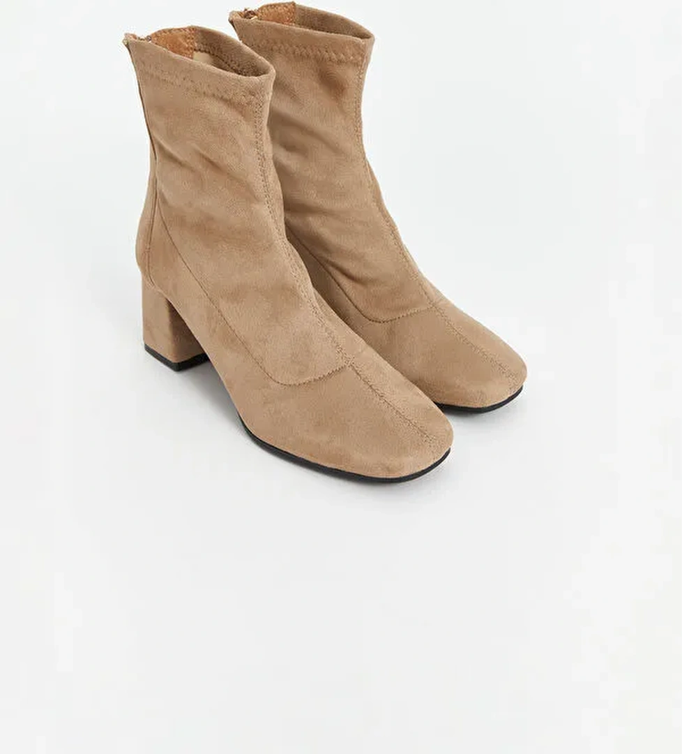 Koor Fermuarlı Süet Görünümlü Kadın Bot model görseli