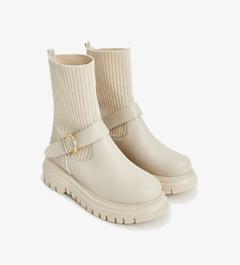 Koor Kemerli Kadın Bot model görseli