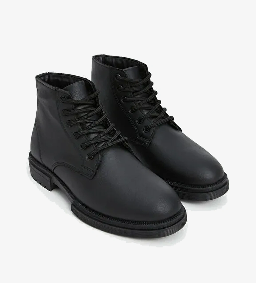 Lcw Steps Deri Görünümlü Bağcıklı Erkek Bot model görseli