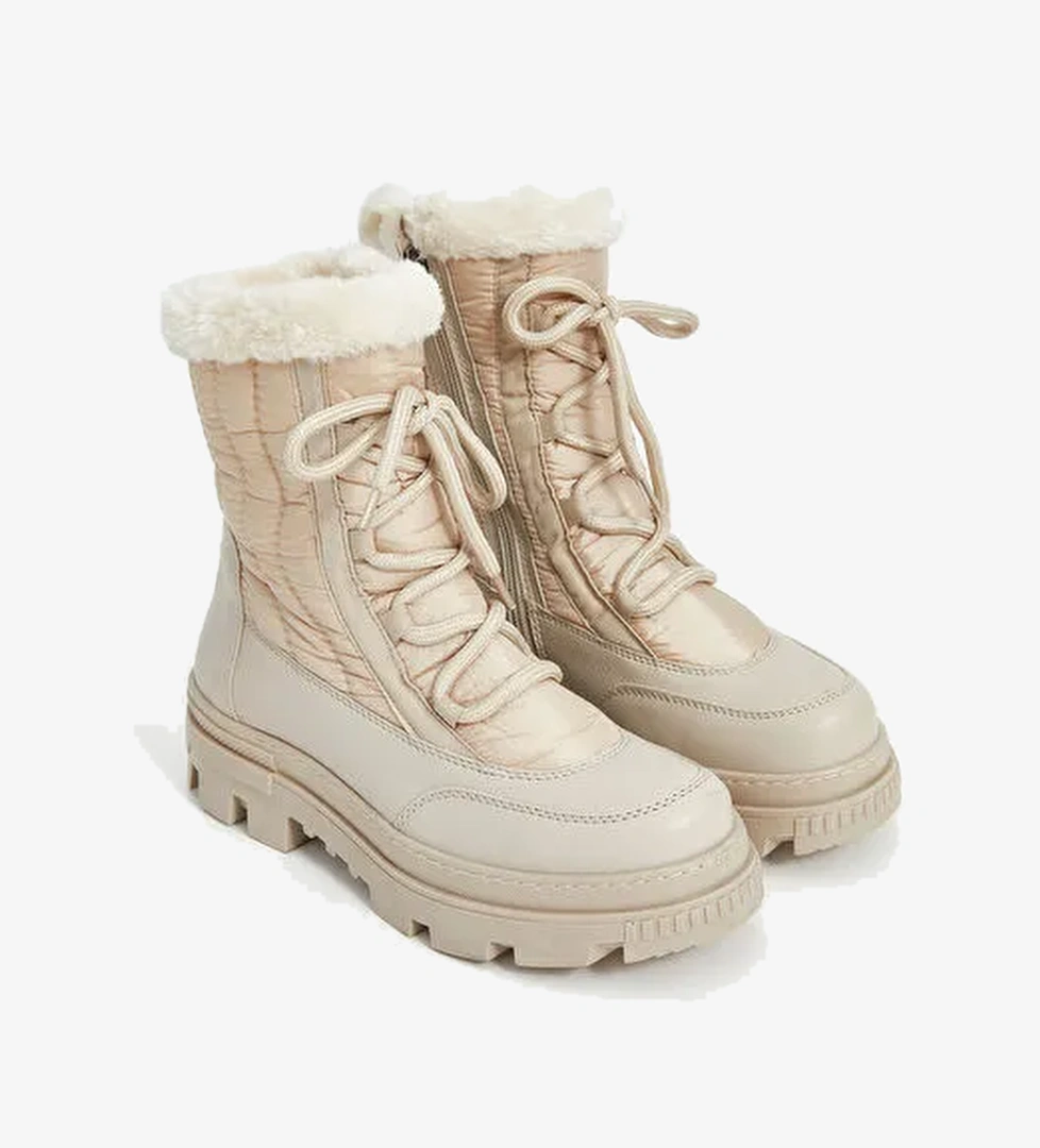 Bağcık ve Fermuarlı Kadın Kar Botu