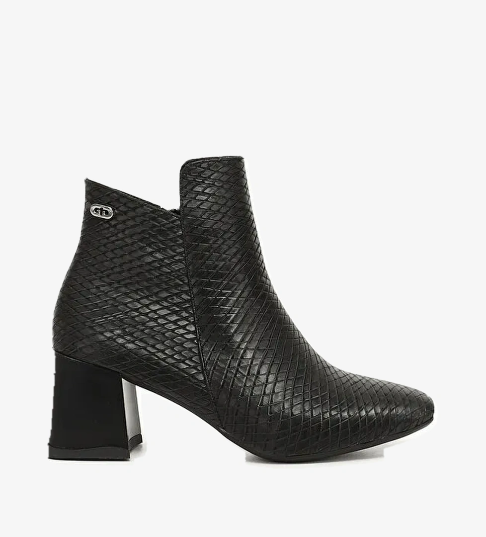 YENİ SİYAH Kalın Topuklu Fermuarlı Kadın Bot 35045