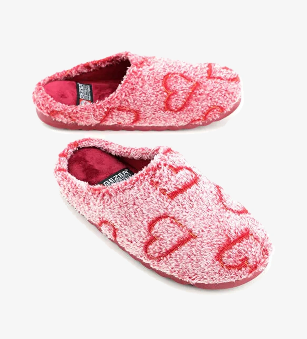 Gezer Kadın Kışlık Nakışlı Kalp Tasarım Rahat Taban Ev Gondol Terlik model görseli