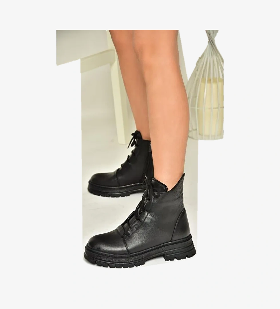 T5551029 Siyah Kadın Bot - Görsel 1