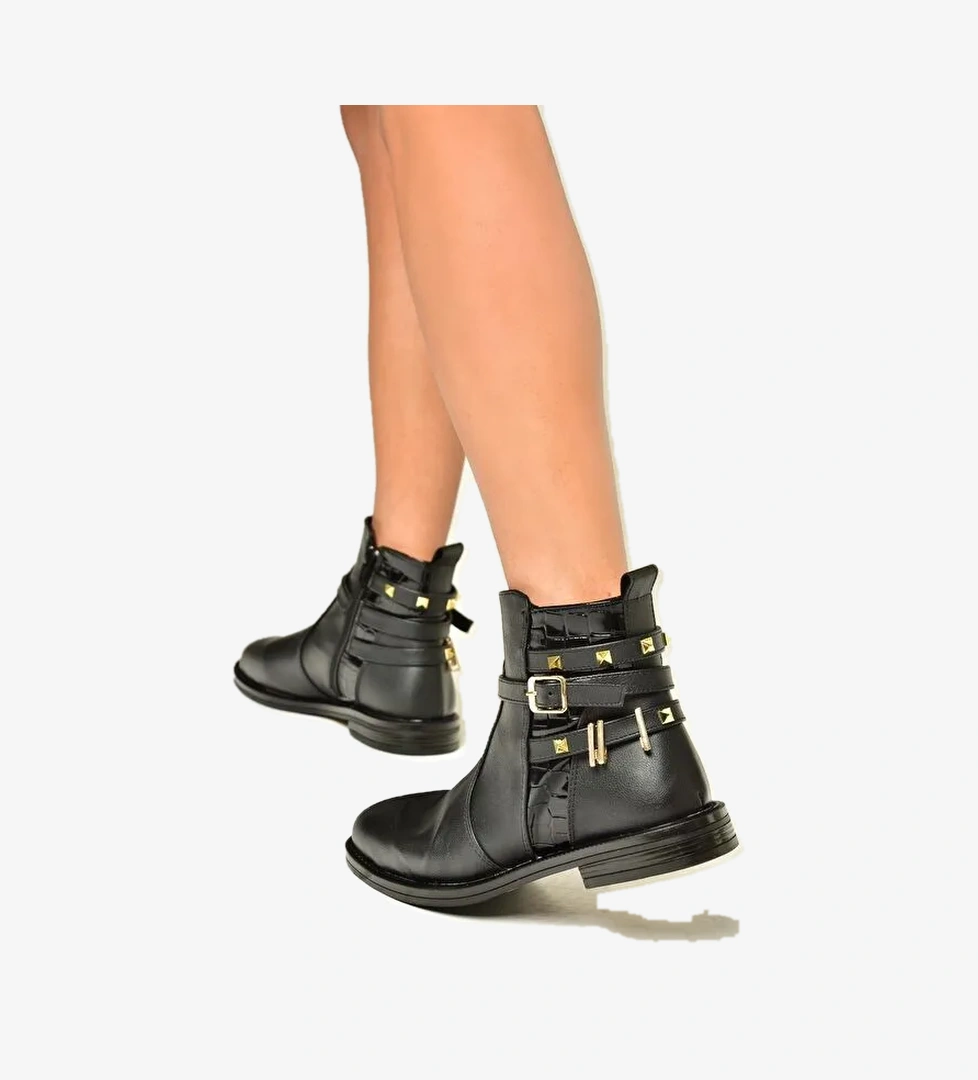 T3121247 Siyah Kadın Bot