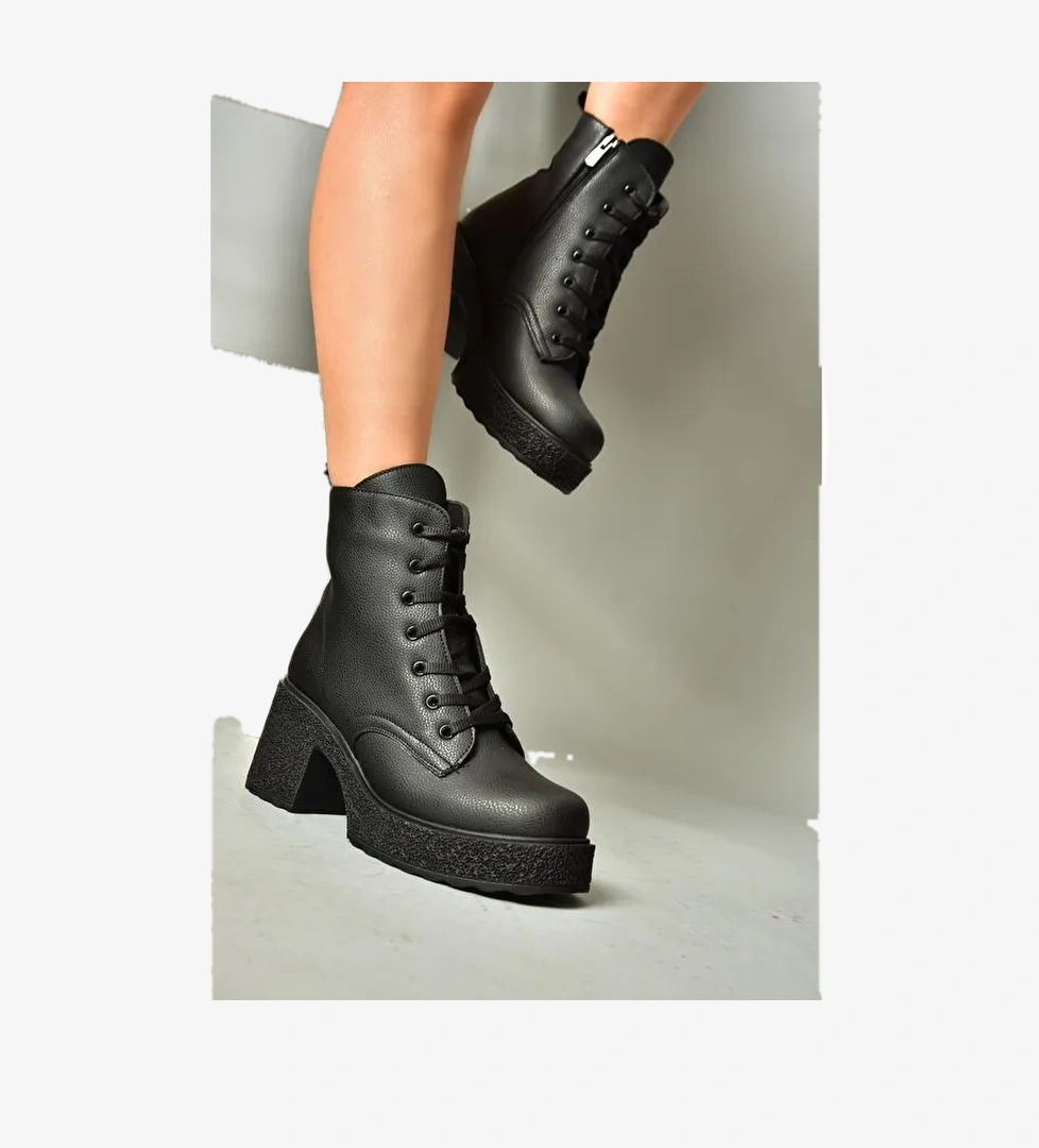 T9965330 Siyah Kadın Bot