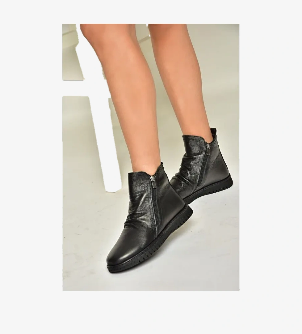 T5553663 Siyah Kadın Bot