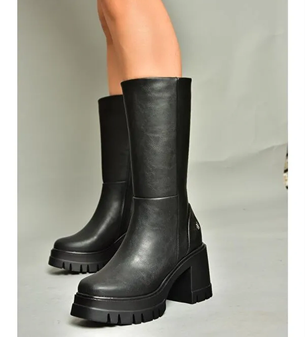 T9737901 Siyah Kadın Çizme - Görsel 1