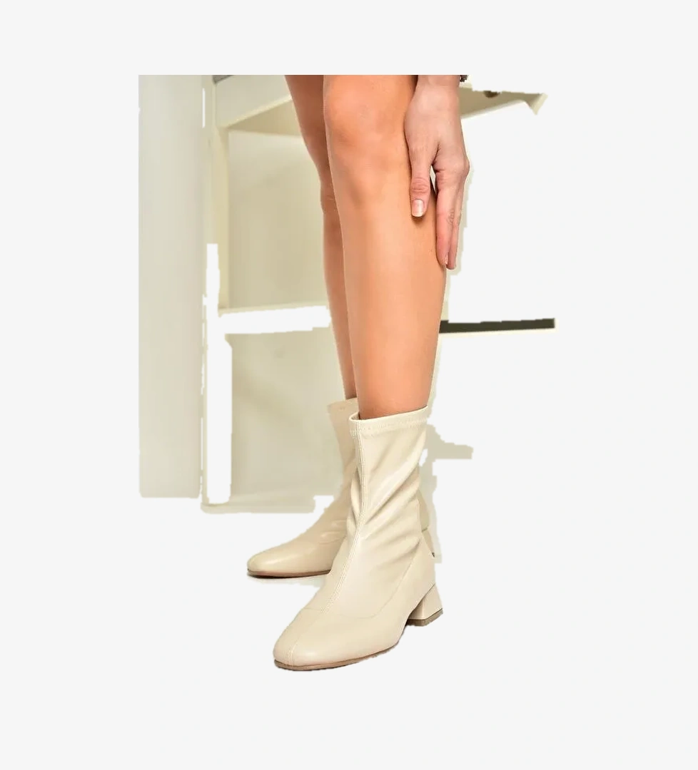 T6427490 Bej Kadın Bot - Görsel 1