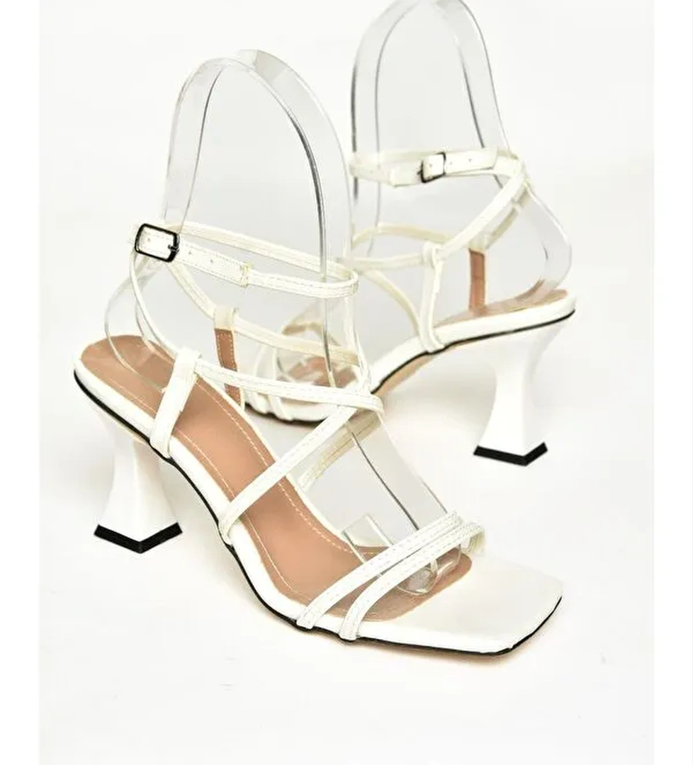 S9974410 Beyaz Kadın Topuklu Ayakkabı