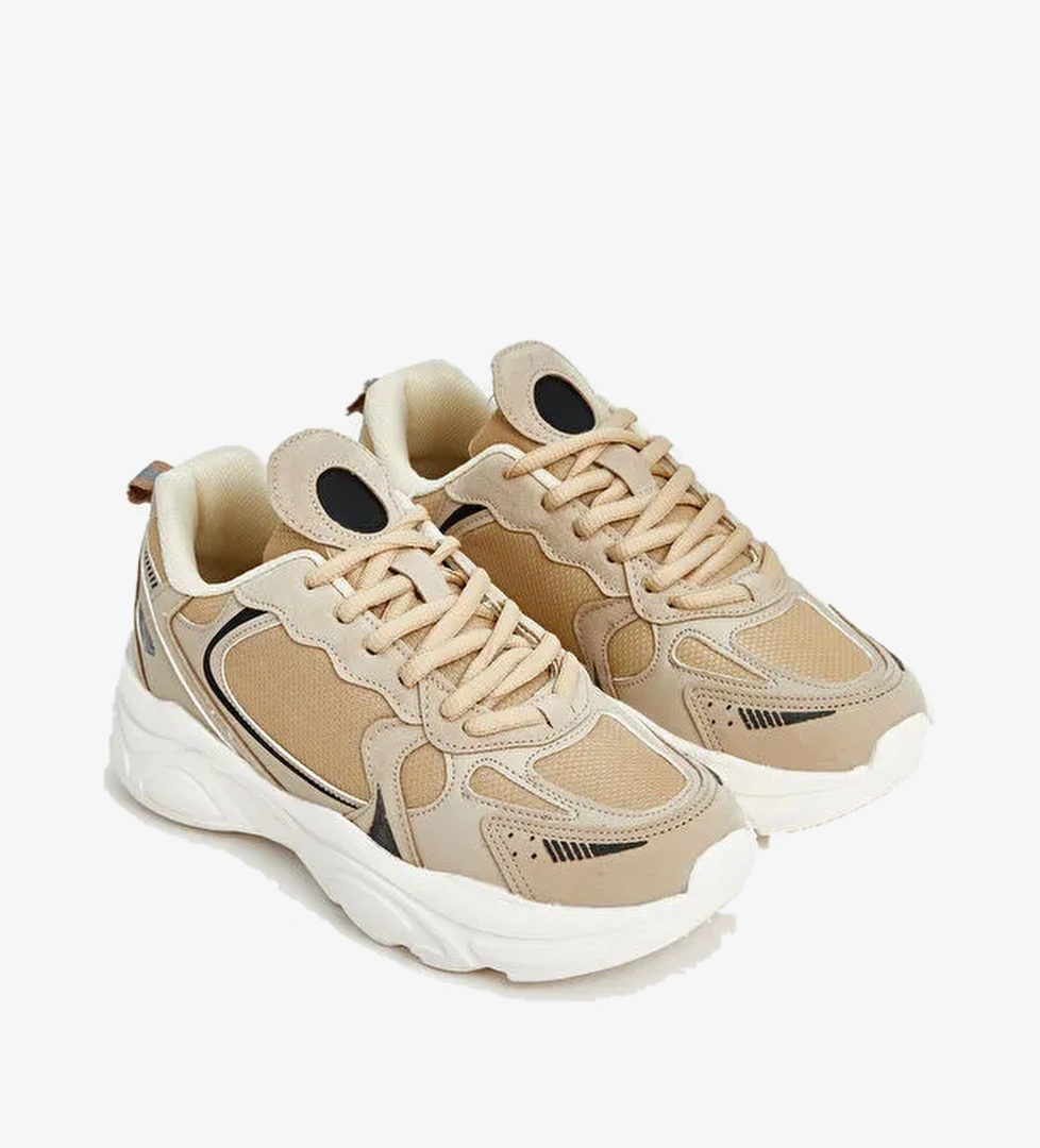 Bağcıklı Kadın Spor Ayakkabı