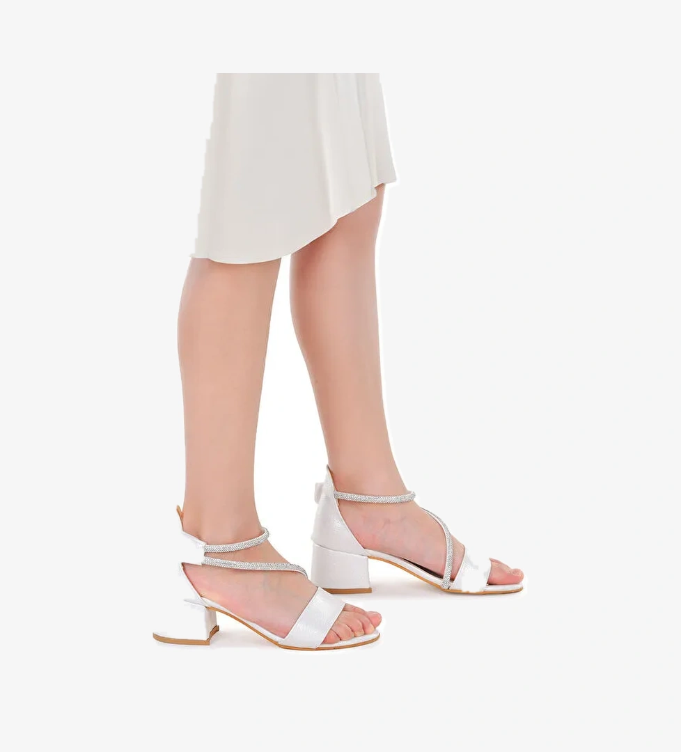 Pisar Vakko Günlük Kız Çocuk 4 Cm Topuklu Sandalet Abiye Ayakkabı