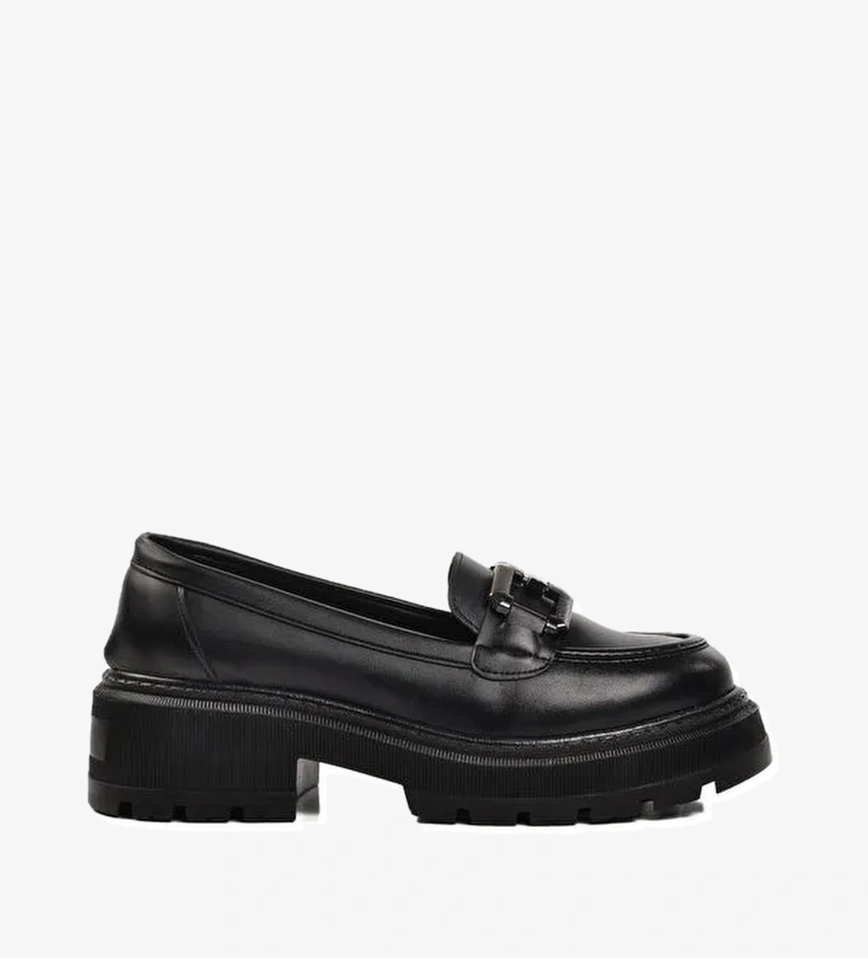 Siyah Cilt Kadın Loafer Ayakkabı 572381