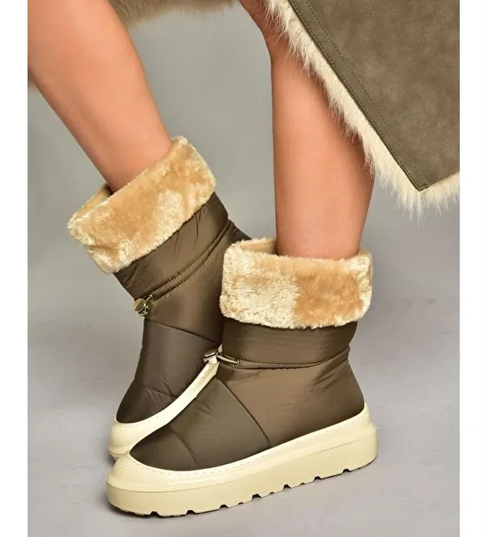 T4764340 Haki Kadın Bot