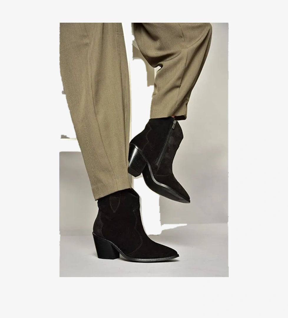 T3800825 Siyah Kadın Bot - Görsel 1