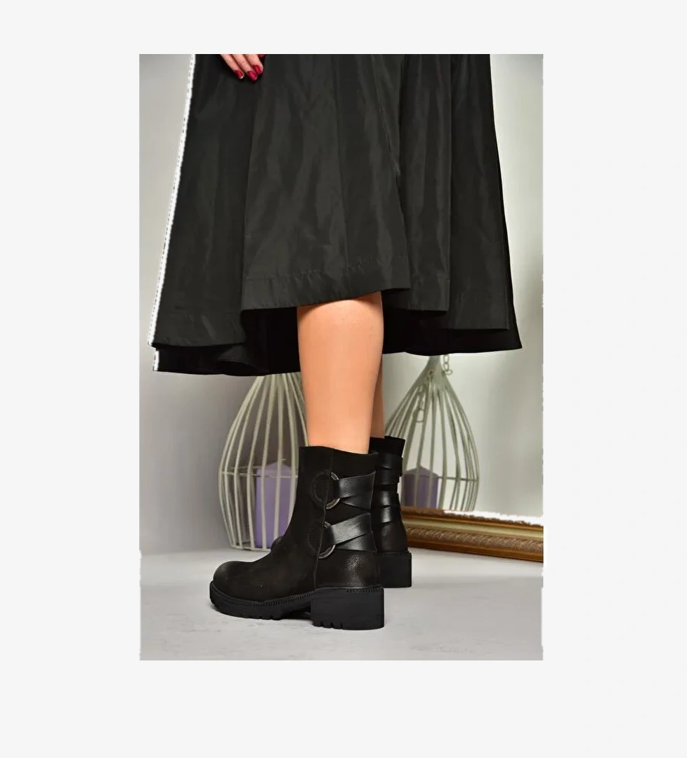 T6540471 Siyah Kadın Bot