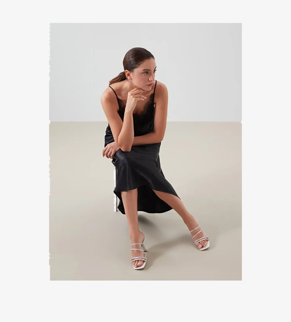 Kare Burun Kadın Topuklu Ayakkabı - Görsel 1