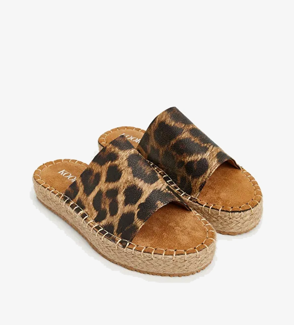 Leopar Desenli Kadın Terlik - Görsel 1