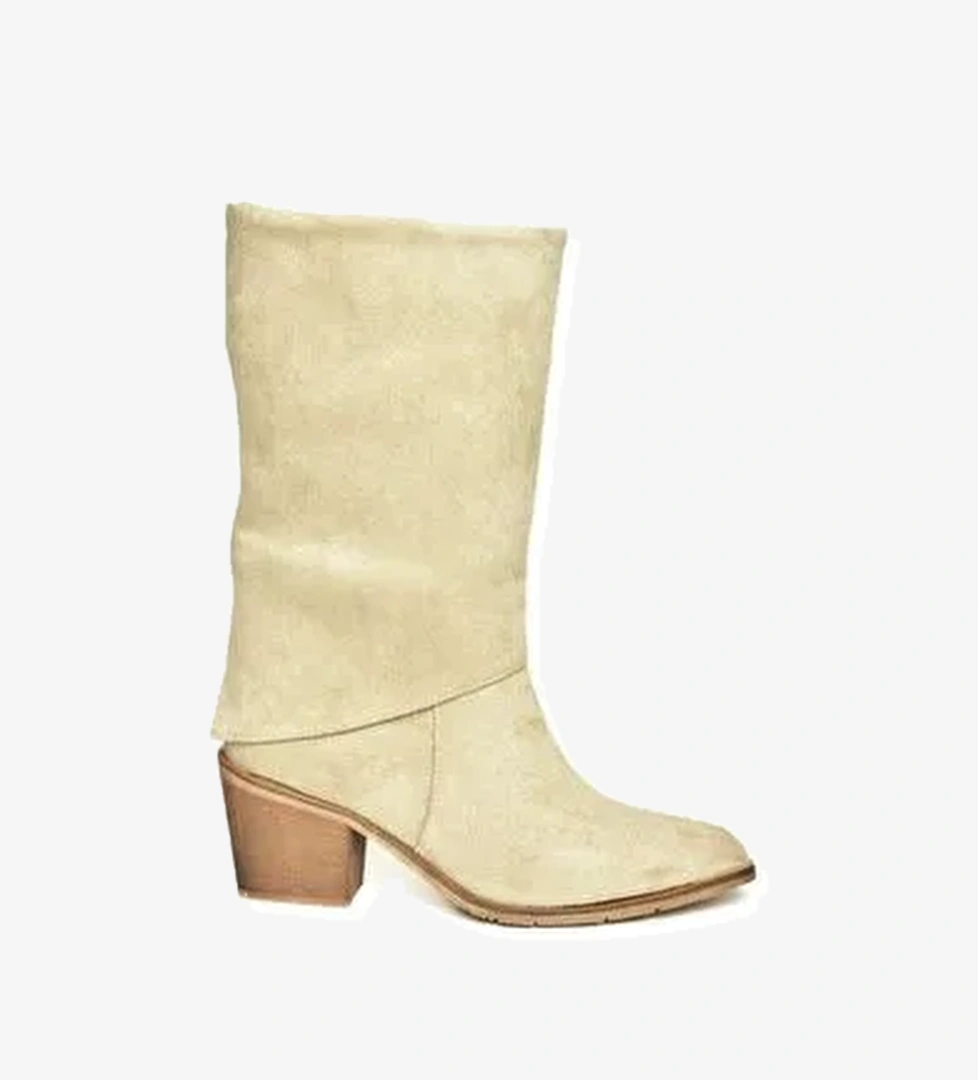 T936042502 Bej Kadın Bot - Görsel 1