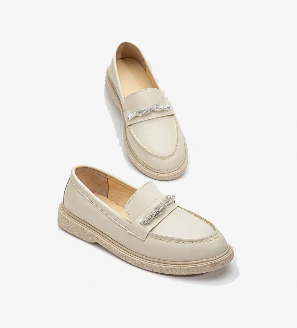 Kadın Ten Cilt Rahat Kalıp Önü Sarmal Taşlı Günlük Loafer