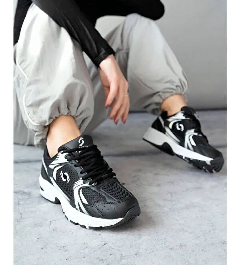 Muggo Mojeh Kadın Ortopedik Günlük Garantili Bağcıklı Yürüyüş Koşu Sneaker Spor Ayakkabı model görseli