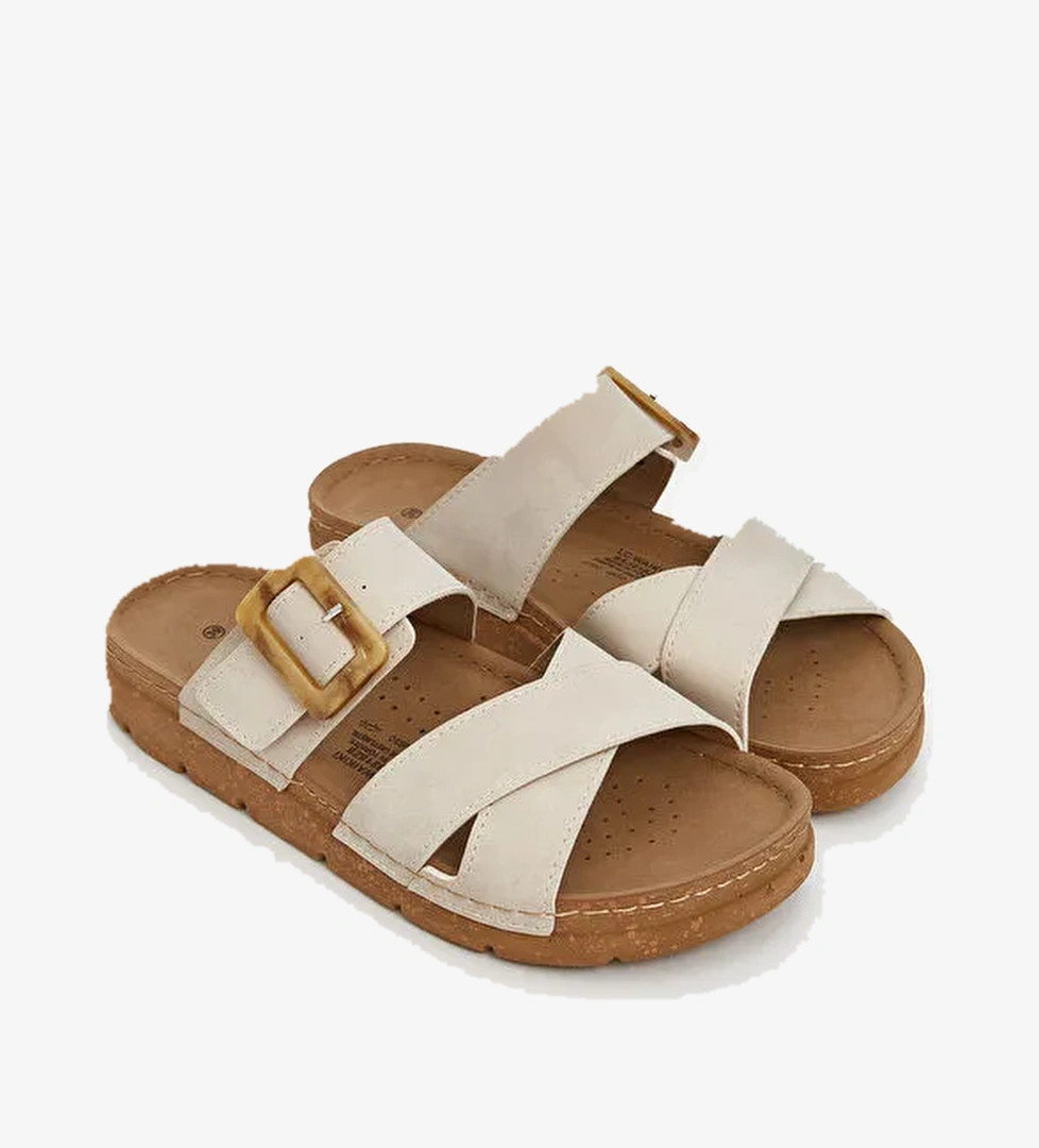 Deri Görünümlü Kadın Terlik - Görsel 1