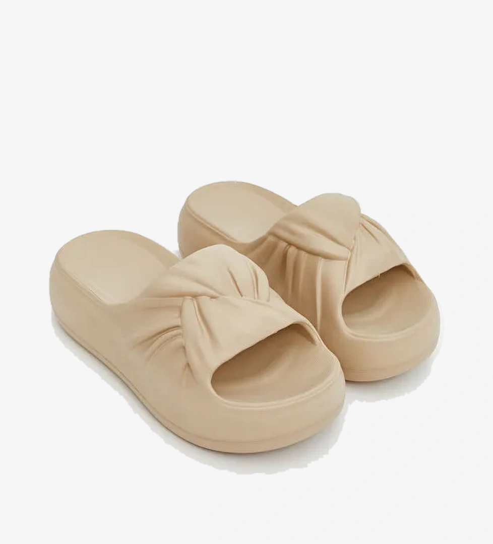 Tek Bantlı Kadın Terlik - Görsel 1