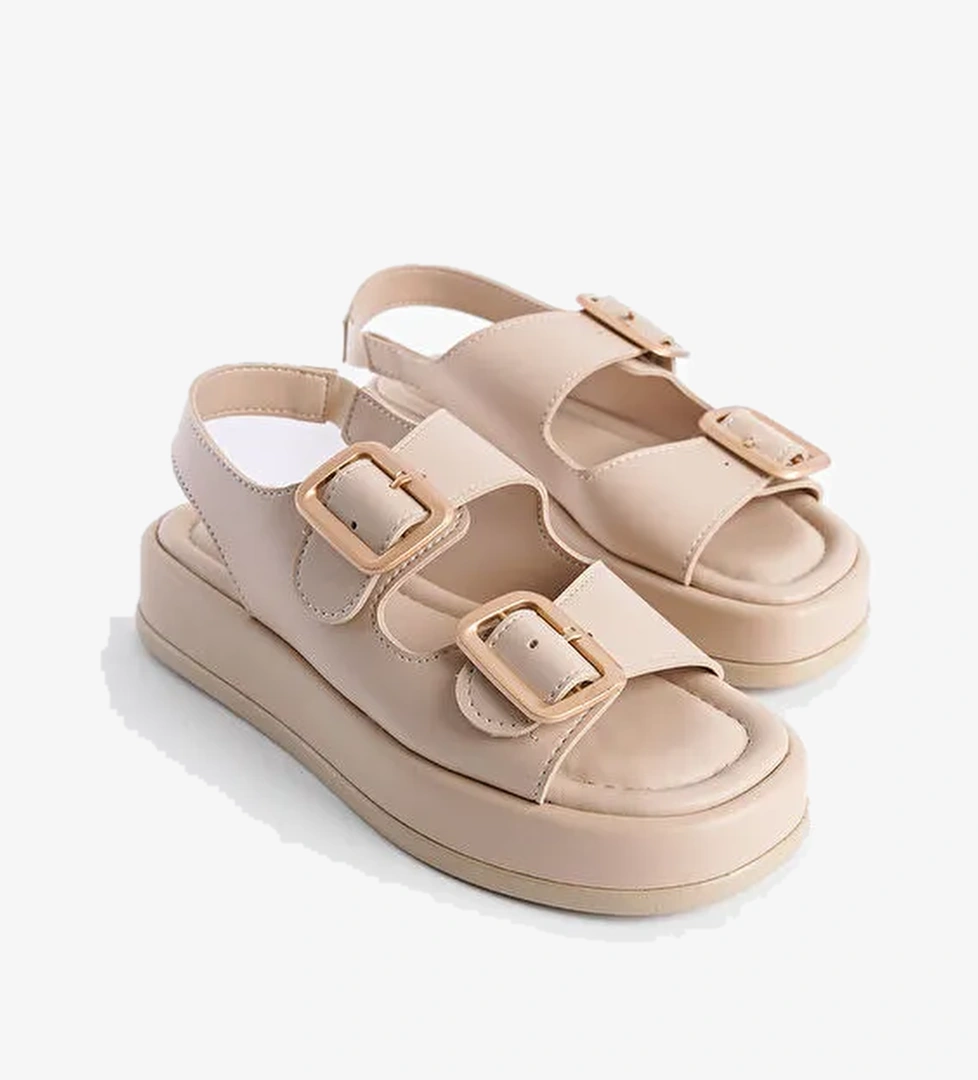 Dolgu Topuklu Çift Bantlı Tokalı Kadın Sandalet - Görsel 1