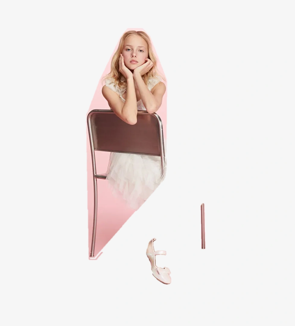 Fiyonk Detaylı Kız Çocuk Babet - Görsel 1