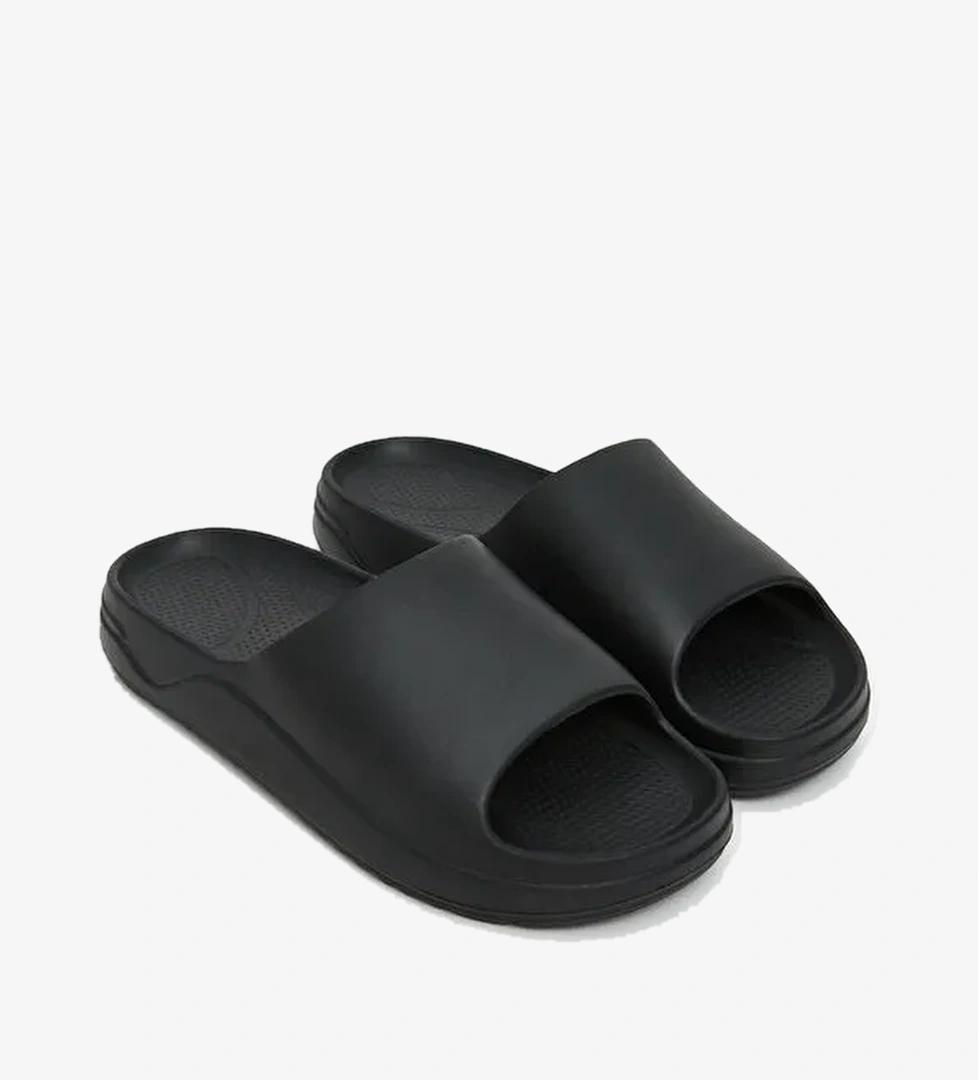 Tek Bantlı Erkek Terlik - Görsel 1