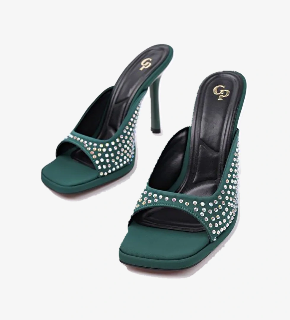 Muggo Puja Küt Burun İnce Topuklu Taşlı Kadın Terlik model görseli