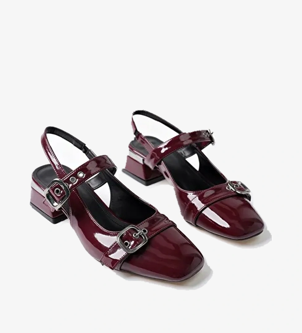 YUQİ Arkası Açık Küt Burun Çift Kemerli Kadın Günlük Klasik Kısa Topuklu Ayakkabı