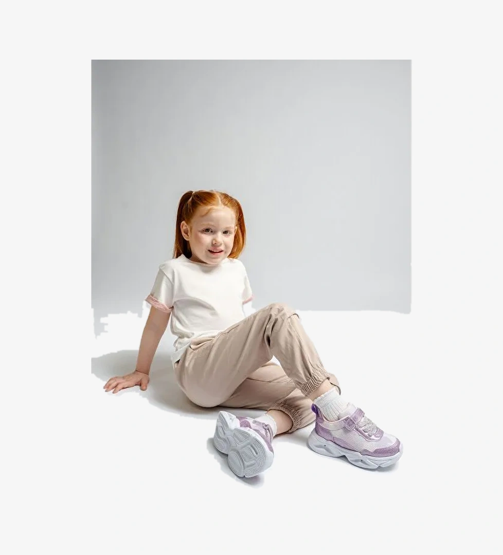 Kız Çocuk Lila Işıklı Spor Ayakkabı