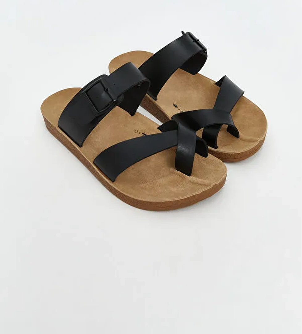 Lcw Steps Süet Görünümlü Çapraz Bantlı Erkek Terlik model görseli