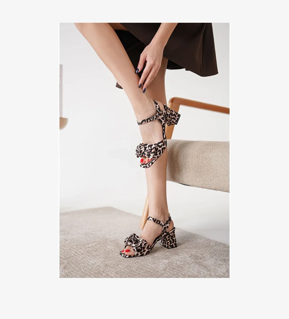 Lopeez Kadın Günlük Klasik Fiyonklu Topuklu Ayakkabı - Görsel 1